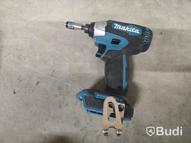 2 st. Makita skruvdragare.