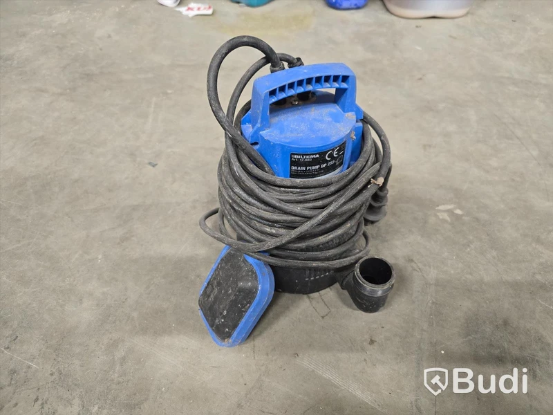 Dränkbar pump Biltema