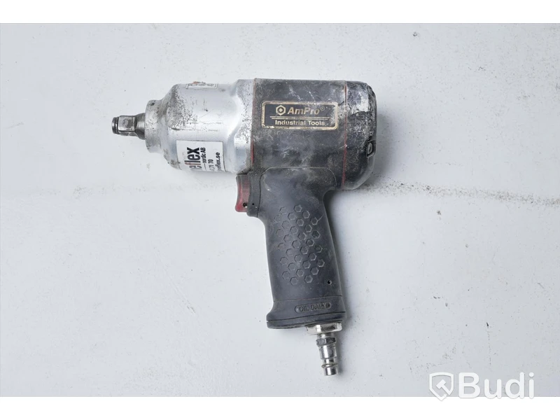 Diverse tryckluftverktyg med slang - punktsandbläster meec toolsl, AmPro air imapct wrench