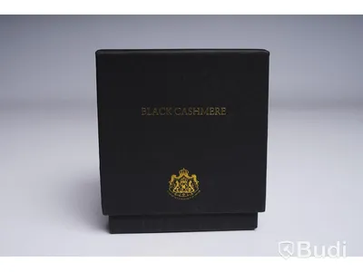Doftljus -  Black cashmere, mässingbehållare, 300 g, Skultuna. Ny, Obruten förpackning.