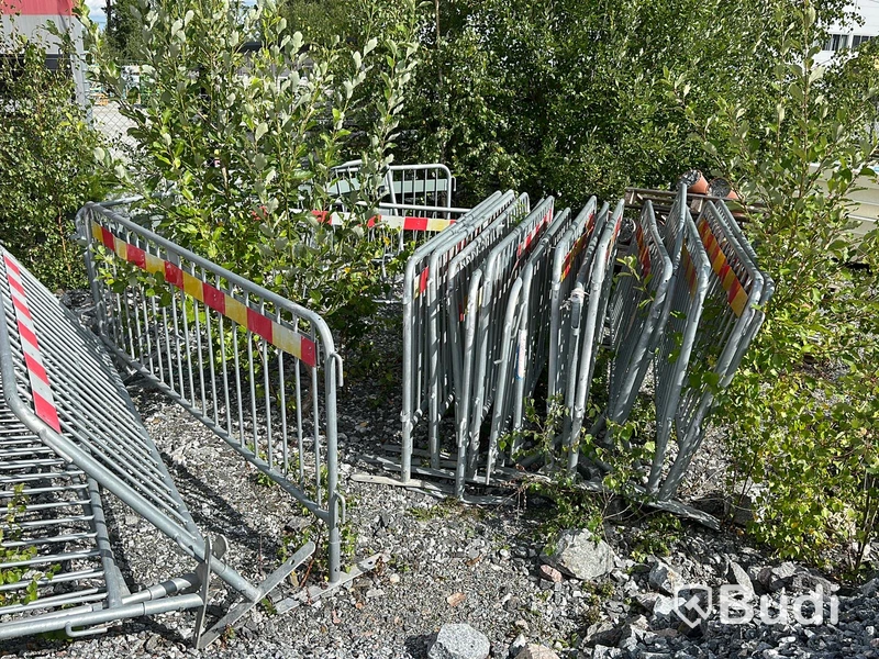 46st Kravallstaket 2.5m långa