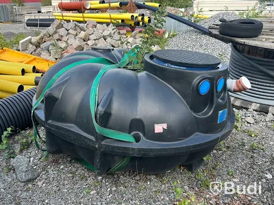 Avloppstank ca 210cm i diameter, ca 1 meter hög