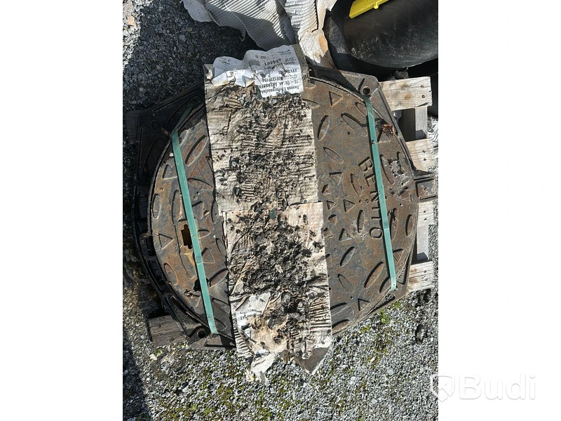 4st brunnslock, olika modeller