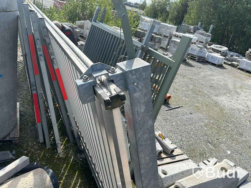 Skjutgrind aluminium Gunnebo, 8.4m
