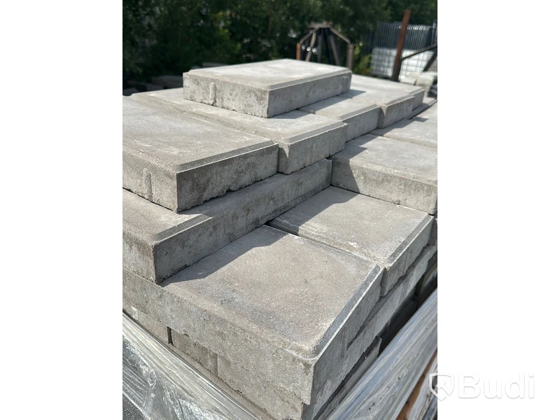 2st pallar marksten 35x17x5cm