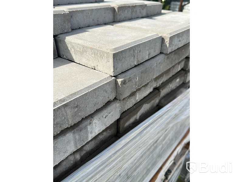 2st pallar marksten 35x17x5cm