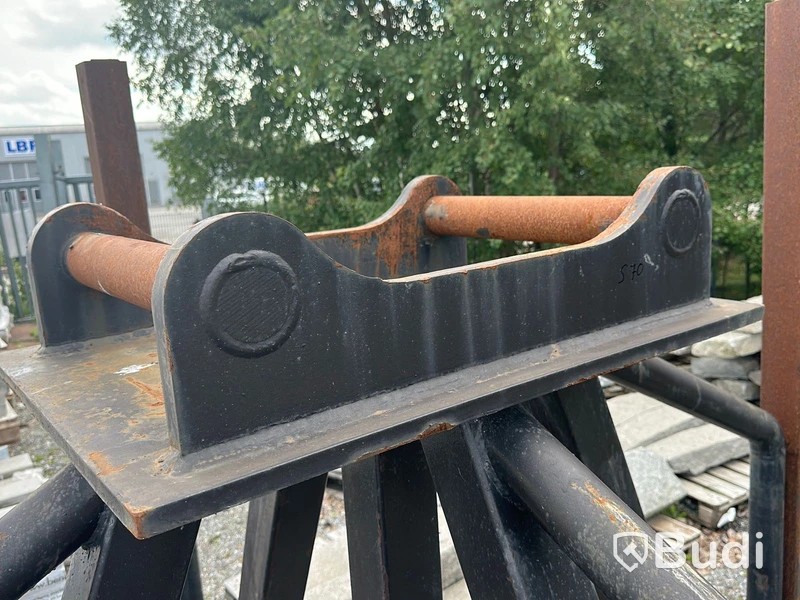 Slang- och kabelvinda för grävmaskin, S70-fäste