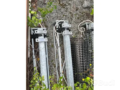 6st lyktstolpar samt 5st betongfundament.