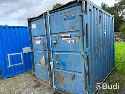 10 fots tankcontainer med 2kubiks tank med pump