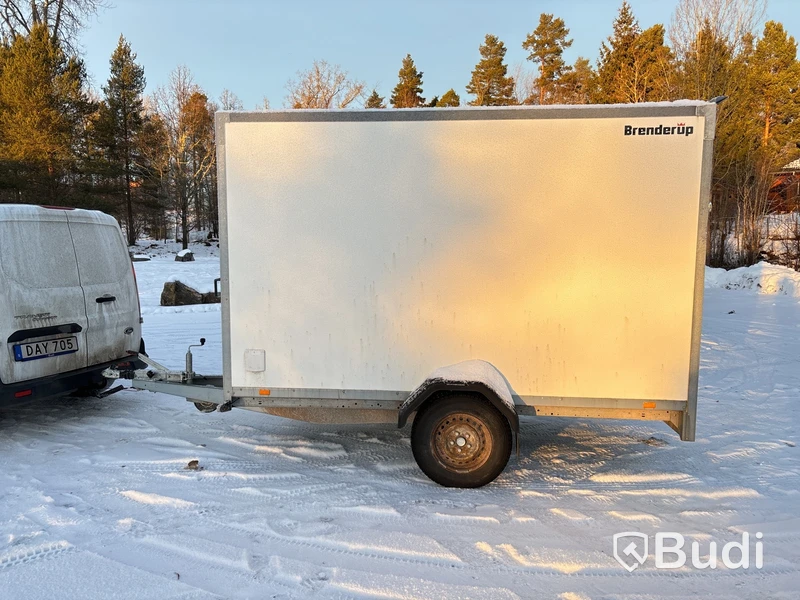 Skåpsläp med ramp, Brenderup -2021