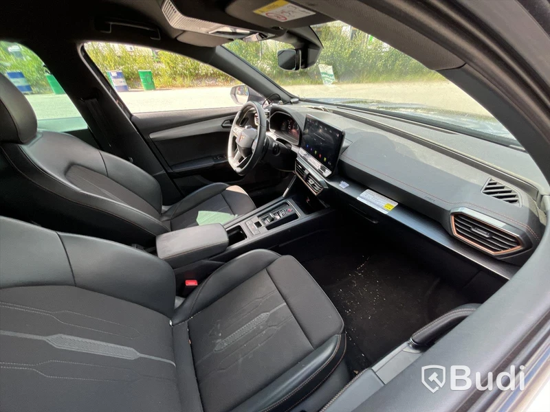 Personbil Seat Cupra Formentor 1.5 TSI DSG Sequential | 150hk | 2023 - EXPORT momsfri försäljning inom EU. Regnr: SLP03A, Chassi no: VSSZZZKM4PR004560 - Köpare: SAS AUTOPASCHER, VAT FR74948697883 , Land: Frankrike, Intrastat HS code: 87039000, Vikt: 1474kg