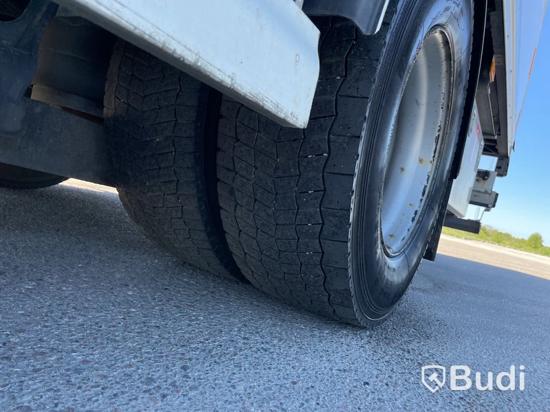 Mercedes-Benz Antos 1827 - 2017 l SKAB Höj o sänk | Z-lyft  - EXPORT