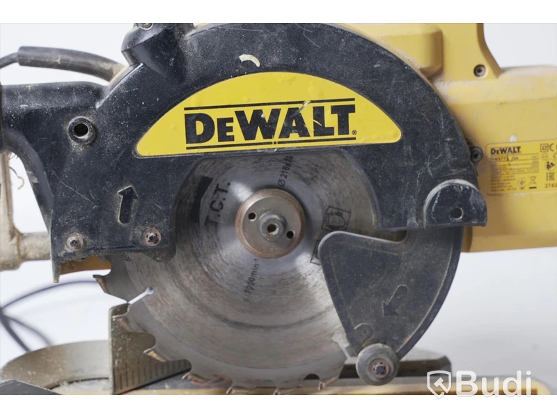 Kap- och gersåg - DeWalt DWS773