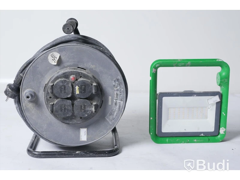 Kabelvinda & Arbetslampa - Gelia IP44, Schneider Electric CS30323