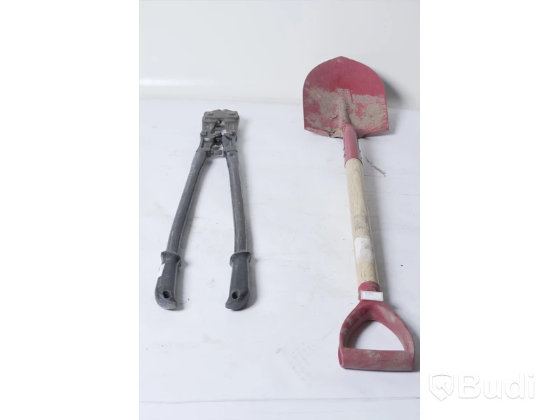 Bultsax & Spade