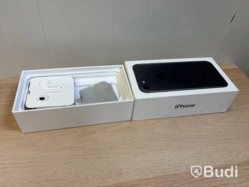 iPhone 7 & 11