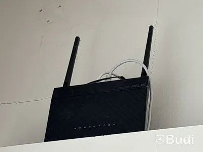 3 st routrar Netgear & Asus