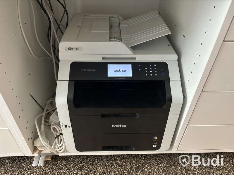 Skrivare Brother MFC-9330CDW