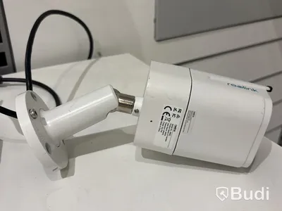 4 st Övervakningskameror Reolink B800