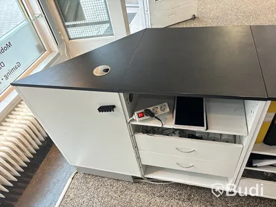 Kassadisk, spårpanel & väggskåp
