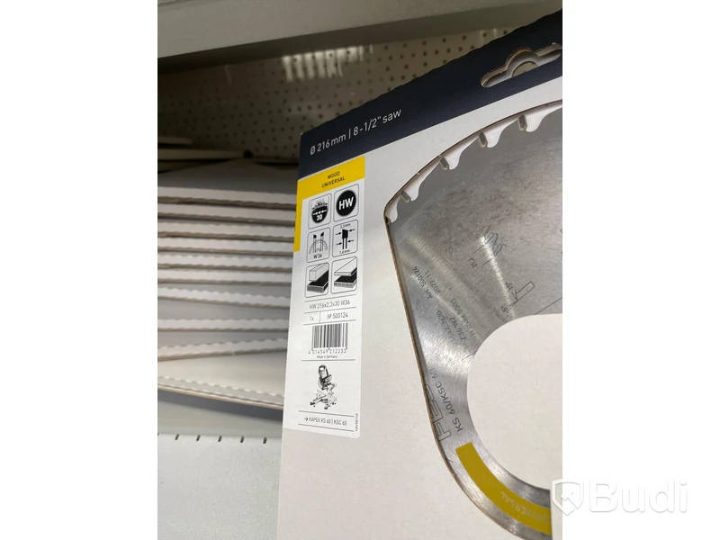 Parti med diverse klingor och tillbehör till FESTOOL. Ord. pris: 117 804 kr exkl. moms