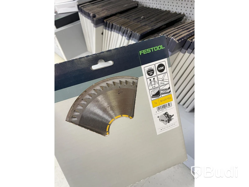 Parti med diverse klingor och tillbehör till FESTOOL. Ord. pris: 117 804 kr exkl. moms