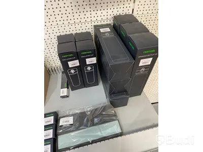 Parti med diverse klingor och tillbehör till FESTOOL. Ord. pris: 117 804 kr exkl. moms