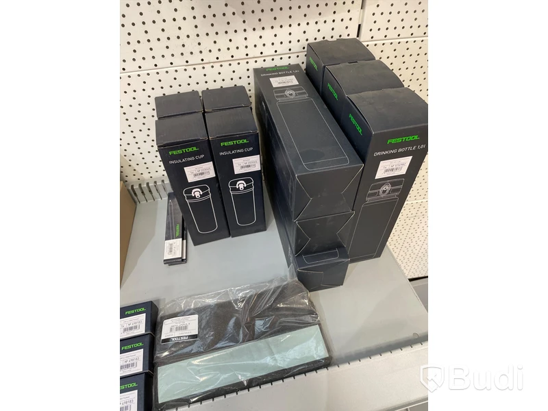 Parti med diverse klingor och tillbehör till FESTOOL. Ord. pris: 117 804 kr exkl. moms