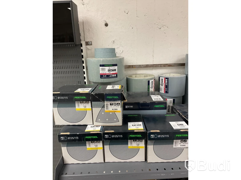 Parti med diverse slipband, slipark och slippapper. FESTOOL. Ord. pris: 23 180 kr exkl. moms