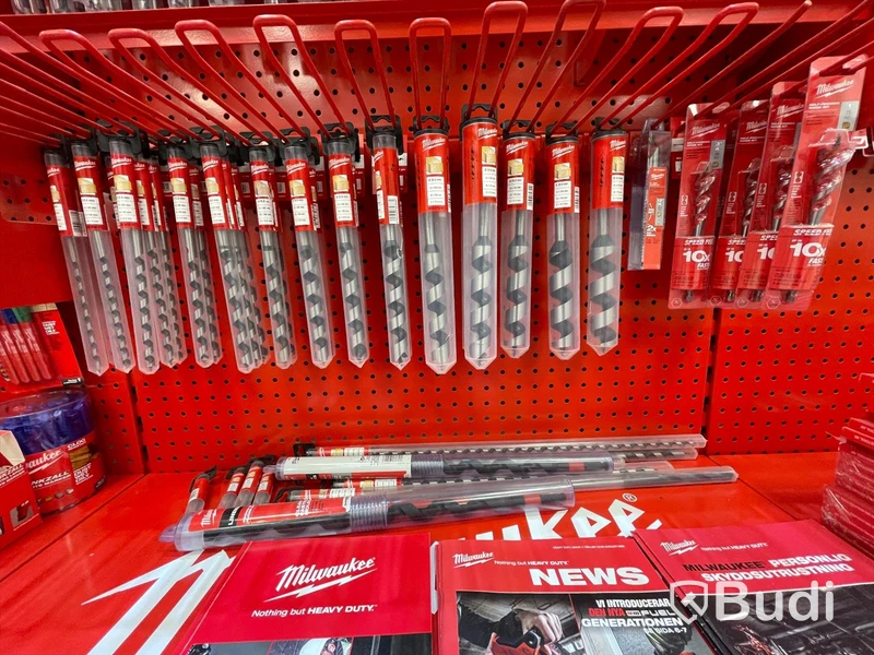 Diverse träborrar/kvistborrar, Milwaukee. Ord. pris: 16 416 kr exkl. moms