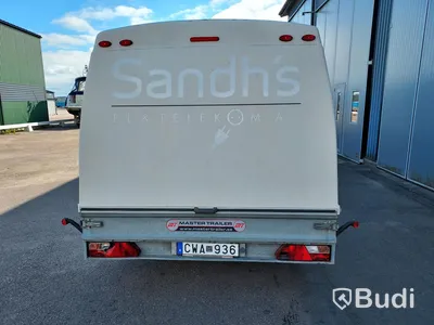 Tippbar släpkärra Master GP500 m kåpa, vinsch, lastramper. 6,5meter långt