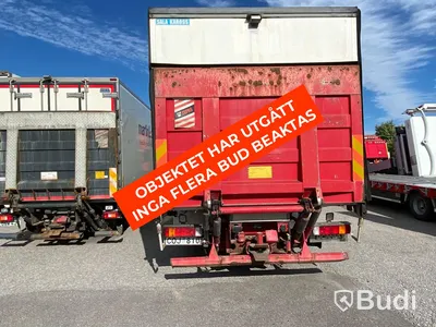 Lastbil Scania P114LB6X2 -99 inkl. BT ledstaplare