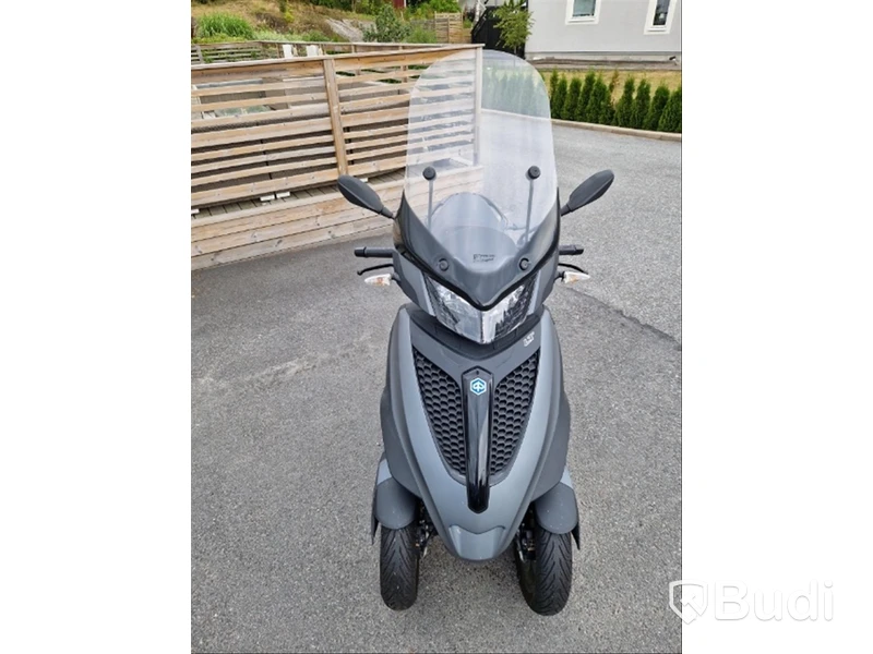 Scooter - Piaggio MP3 LT CVT 300 2017 B-kort