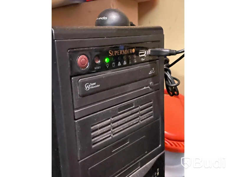 2st Servrar  SUPERMICRO