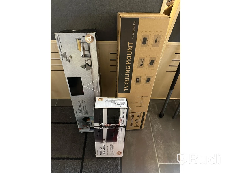 3 st olika stativ för tv/datorskärm/monitor