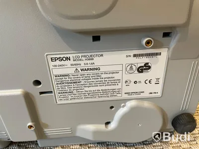 Projektor EPSON H388B och 2 st projektordukar