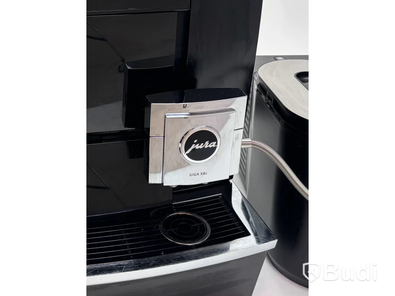 Espressomaskin Jura, Giga X8c inkl. mjölkkyl Cool Control 2,5L