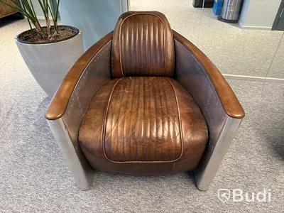 Fåtölj, Tomcat Aviator ord. nypris ca. 30.000 kr