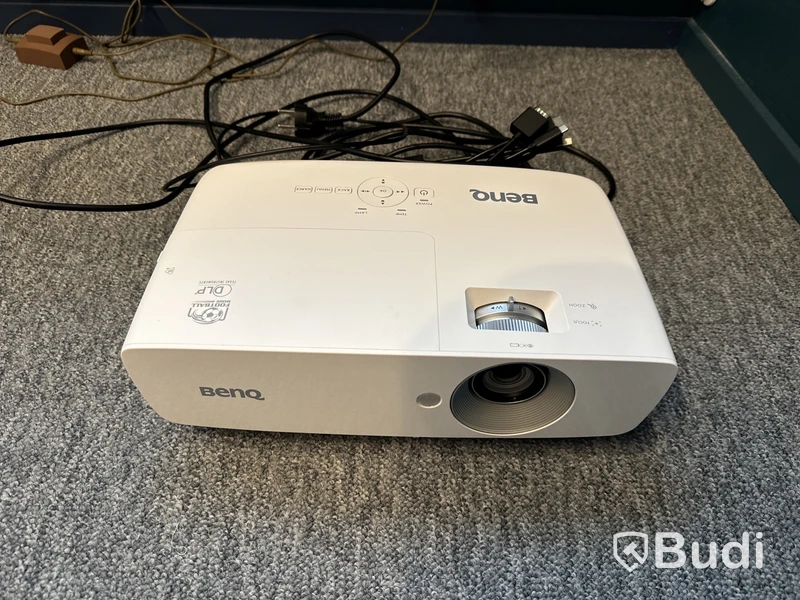 Projektor, Bengq TH683