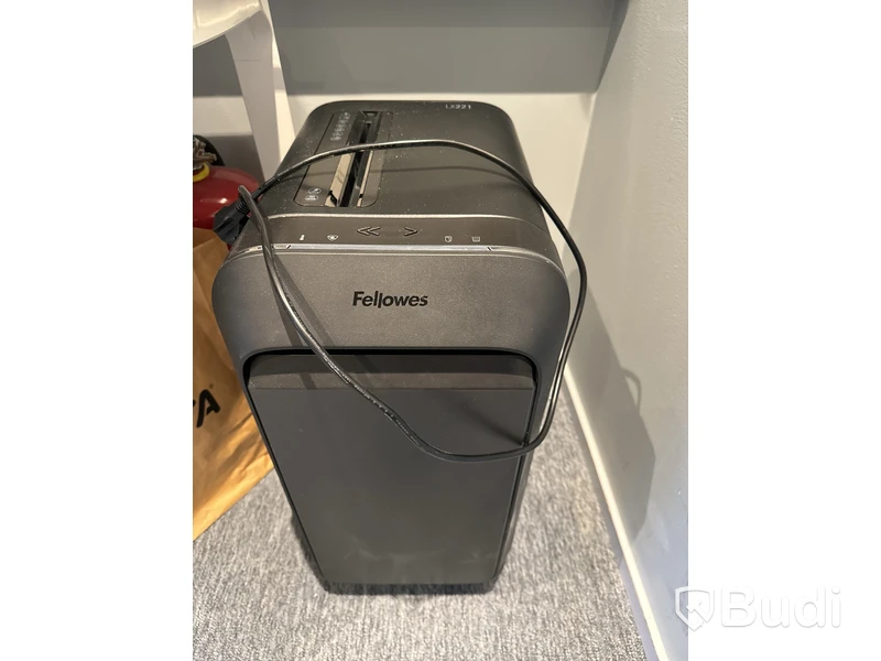 Dokumentförstörare, Fellowes LX221