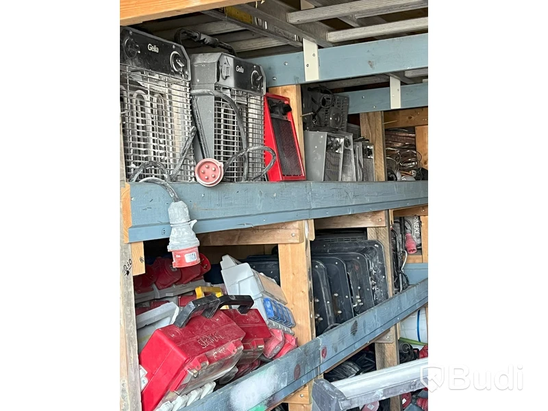 Container 20 fot full med elcentraler, kablar, stegar, mm