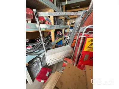 Container 20 fot full med elcentraler, kablar, stegar, mm