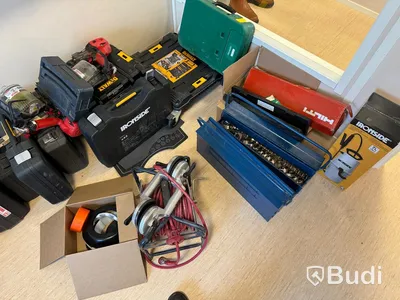 Parti med diverse verktyg (omhändertagna)