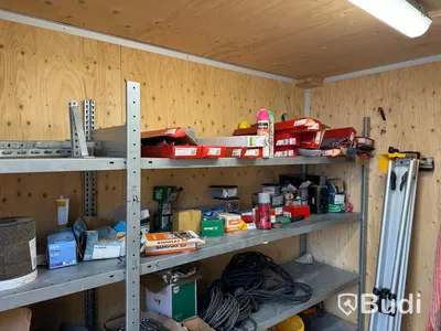 Container, 10 fot inklusive innehåll