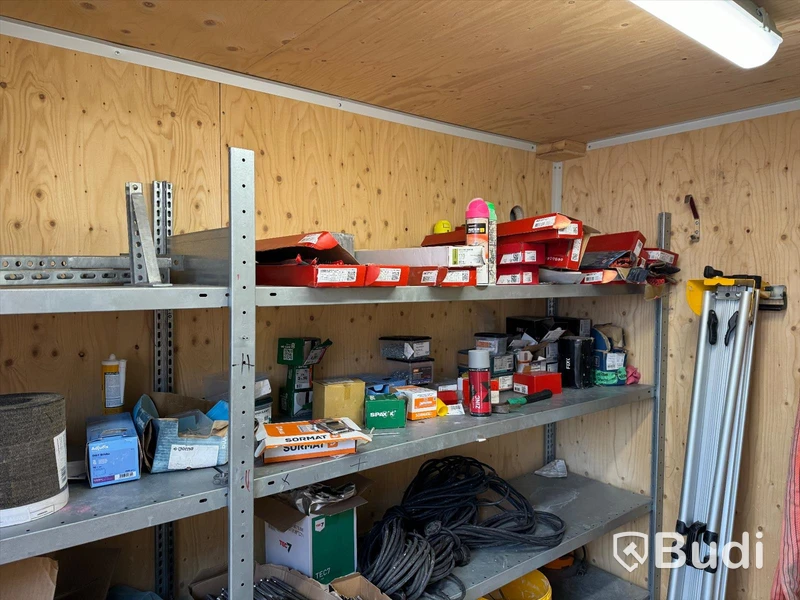 Container, 10 fot inklusive innehåll
