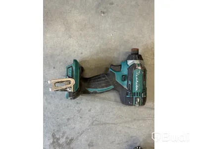5 st batterimaskiner Makita
