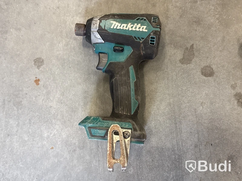 5 st batterimaskiner Makita