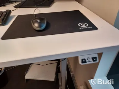 2st Kontorsplatser med elektriskt höj sänkbara skrivbord