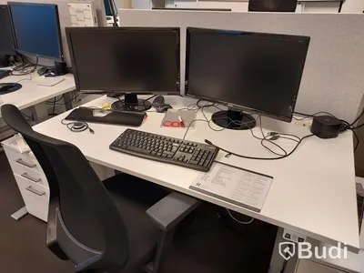 2st Kontorsplatser med elektriskt höj sänkbara skrivbord