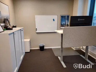 Kontorsplats med mötesavdelning